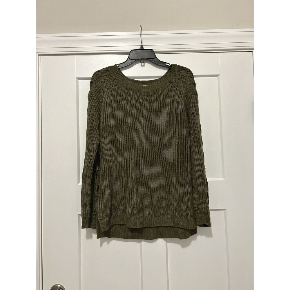 Lucky Brand Sweater Size Medium Green Crew Neck Sleeve Cut Out Detail Pullover